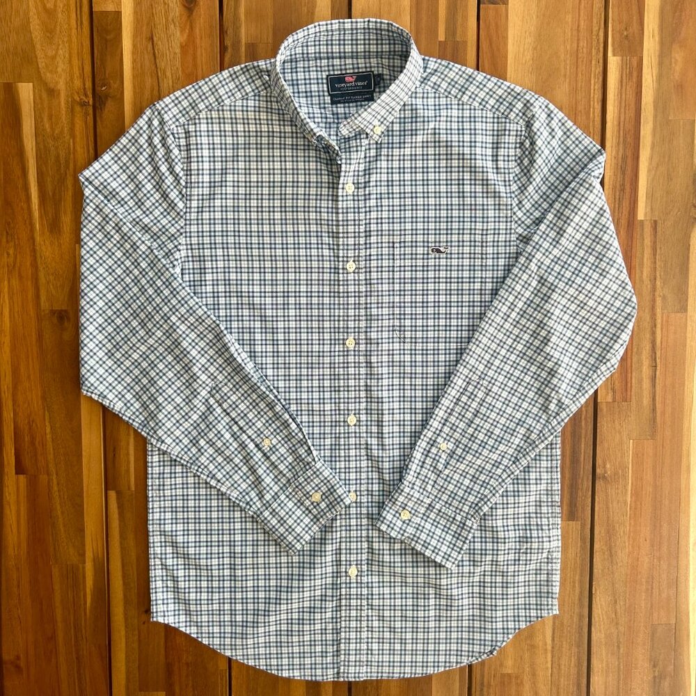 (pretty much)NWOT Vineyard Vines Classic Fit Shirt